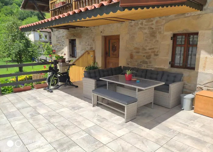 Golliber Baserrie Areatza