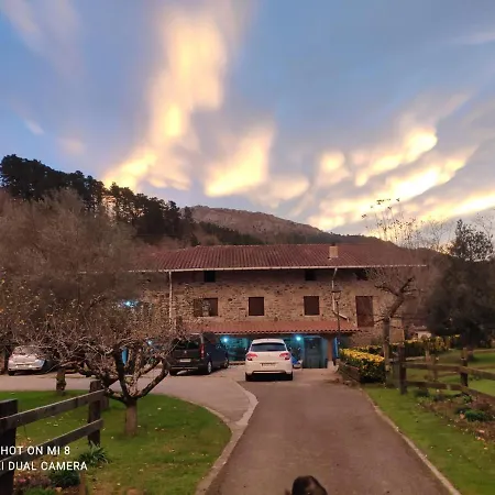 Holiday home Golliber Baserrie Areatza